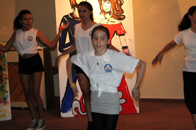 Village Camps International Summer Camp Leysin, Switzerland 2025-08-09 https://www.villagecamps.com/journals_admin/images/687-21-PromNight (59).jpg